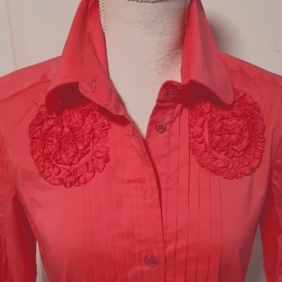 Hot pink blouse - Picture 3 of 6